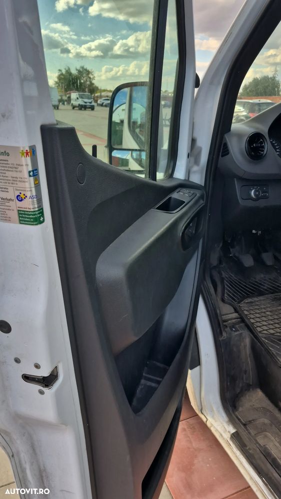 Mercedes-Benz Sprinter - 34