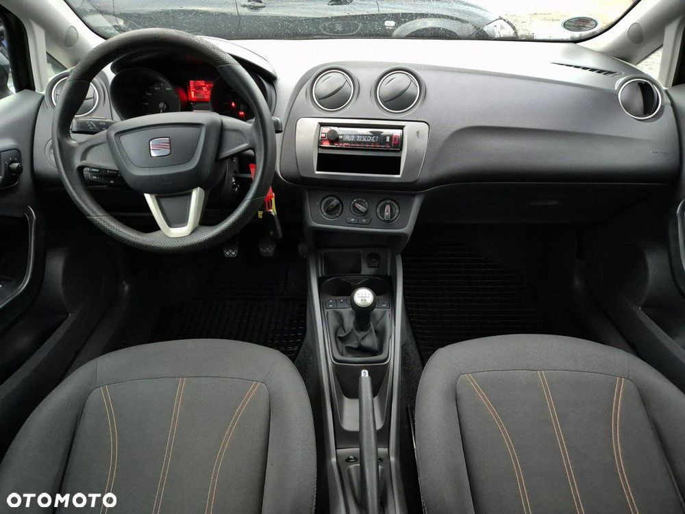 Seat Ibiza 1.4 16V Reference - 24