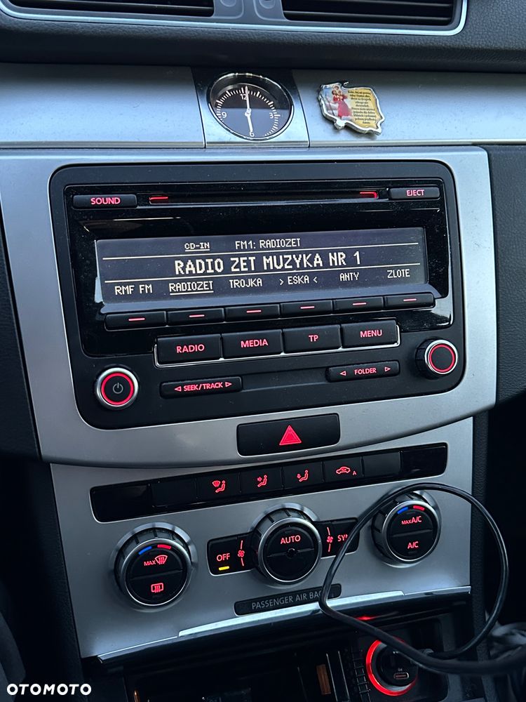 Volkswagen Passat 1.6 TDI Trendline - 15