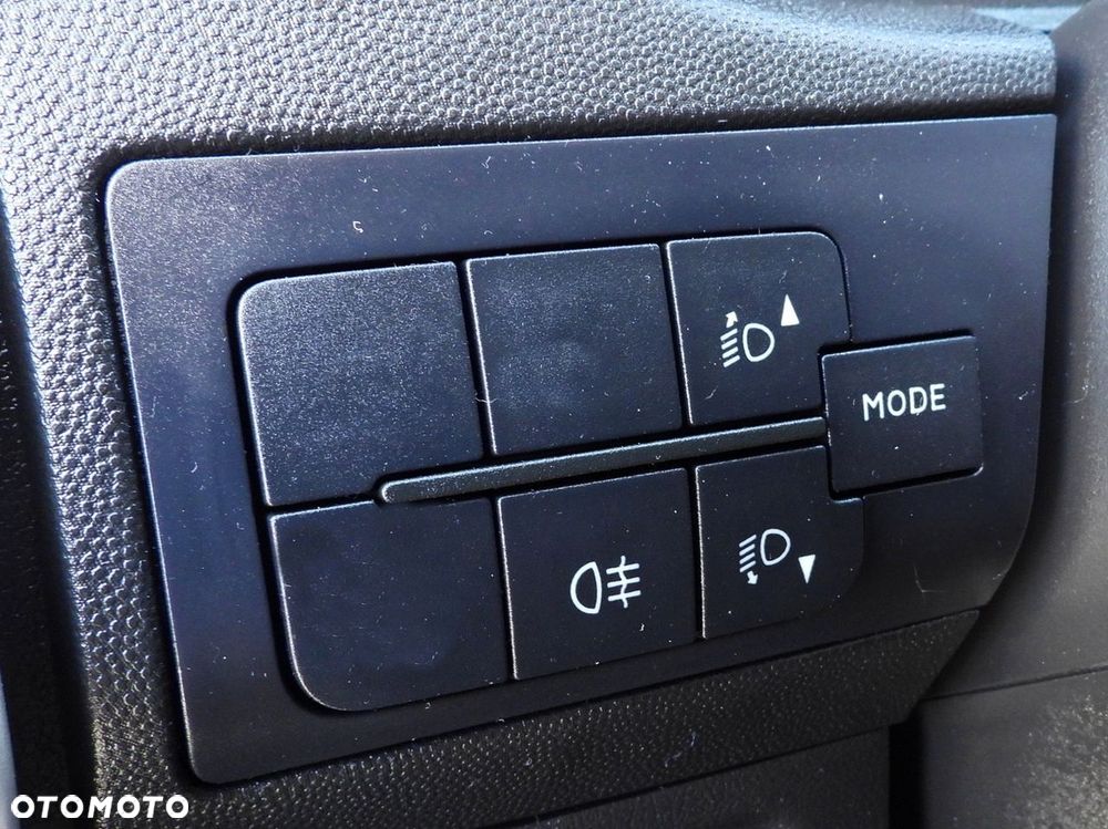 Fiat DUCATO KONTENER 9 PALET TEMPOMAT NAWIGACJA LEDY KLIMATYZACJA  130KM - 29
