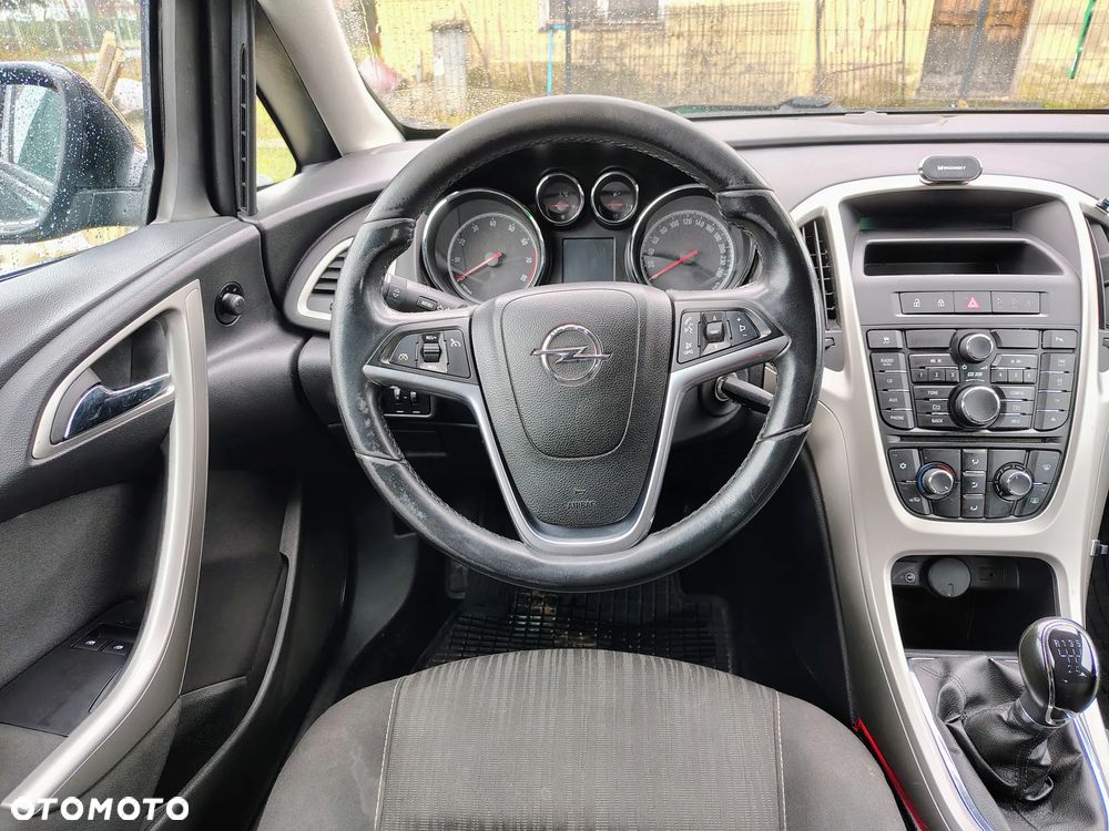 Opel Astra 1.6 - 8