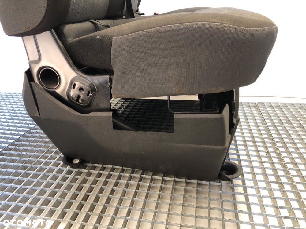 FOTEL PRAWY PRZÓD  RENAULT MASTER III Platforma / podwozie (EV, HV, UV) 2010 - 2022 2.3 dCi 170 FWD - 5
