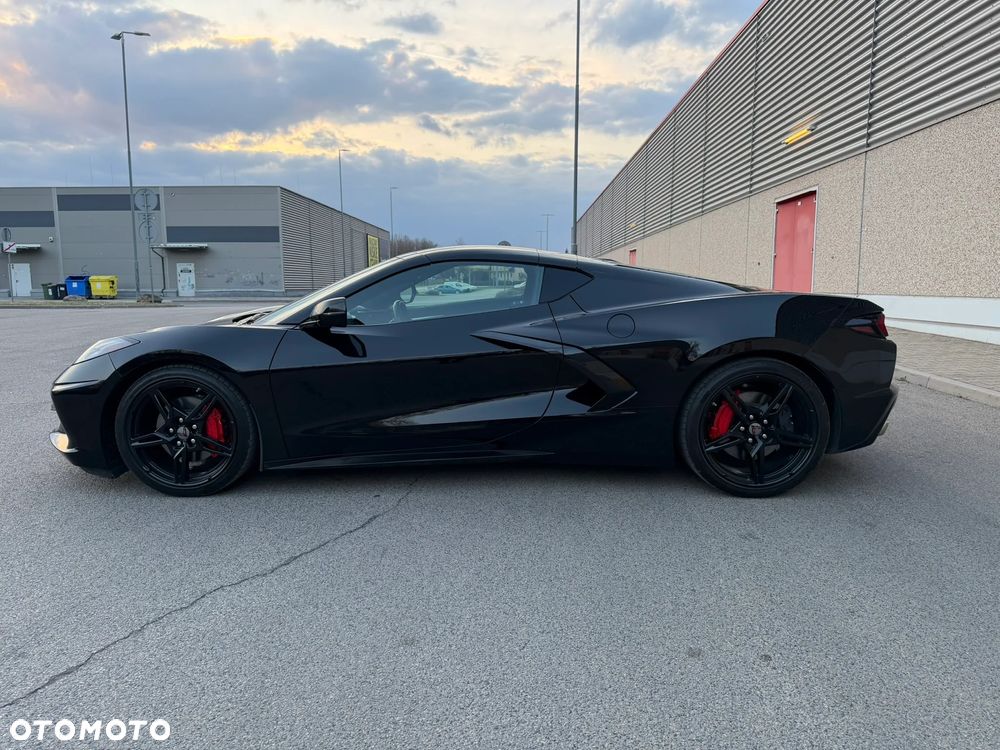 Chevrolet Corvette - 9