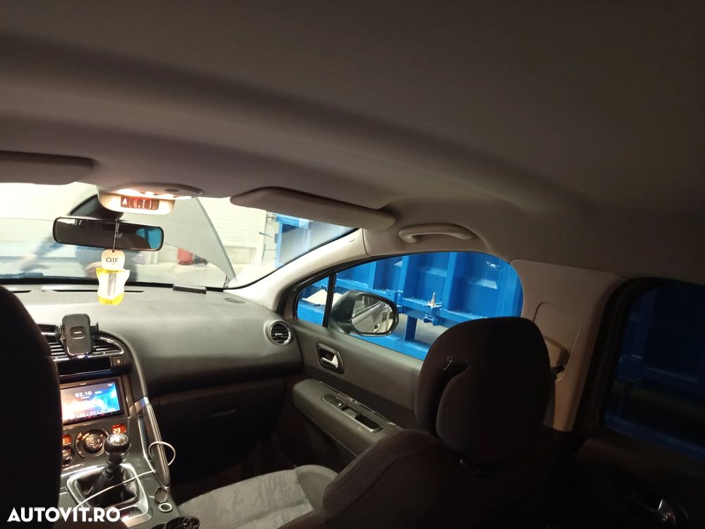 Peugeot 3008 1.6 HDI Confort Pack - 3