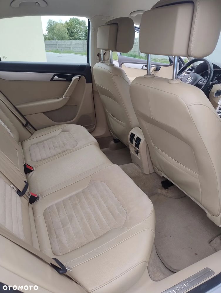 Volkswagen Passat 2.0 TDI Highline DSG - 10