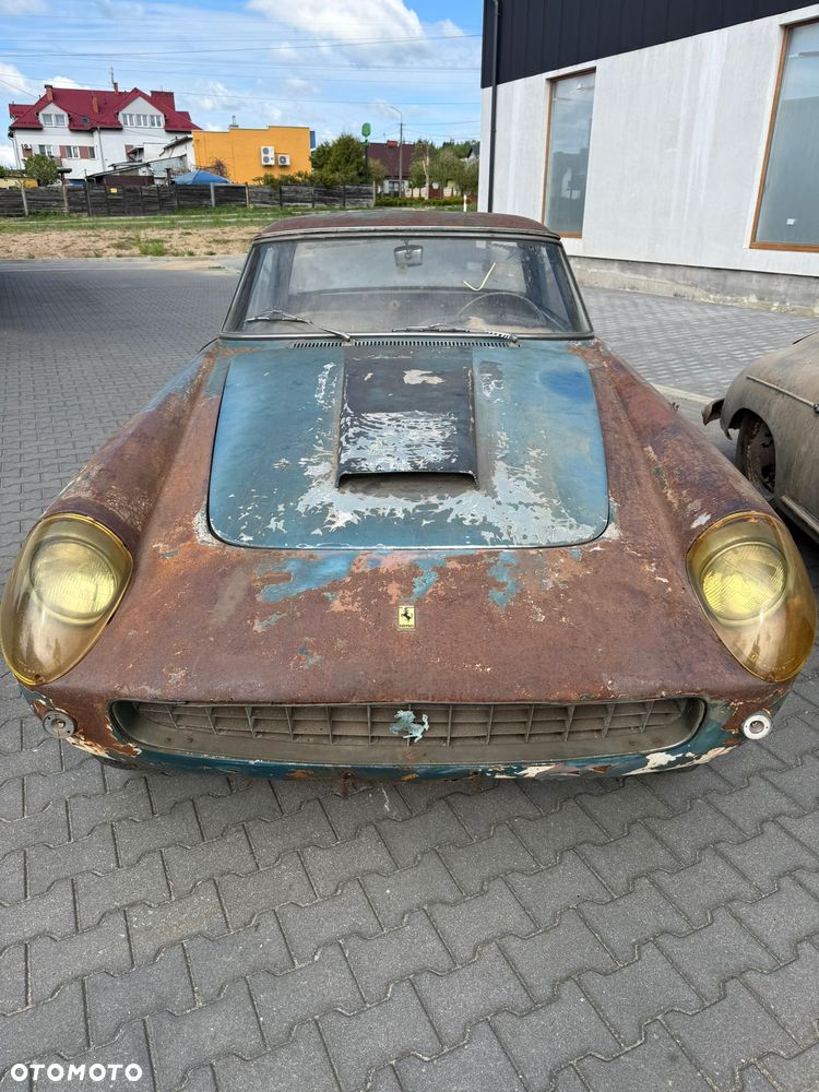 Ferrari 250 - 18