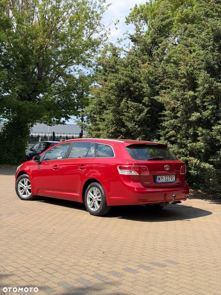 Toyota Avensis 1.8 Sol - 4