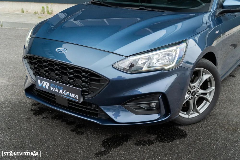 Ford Focus SW — fotografia 24