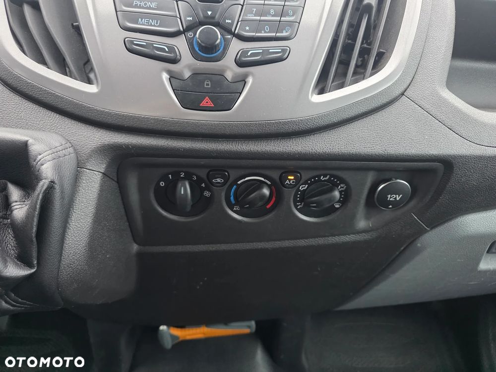Ford Transit - 15