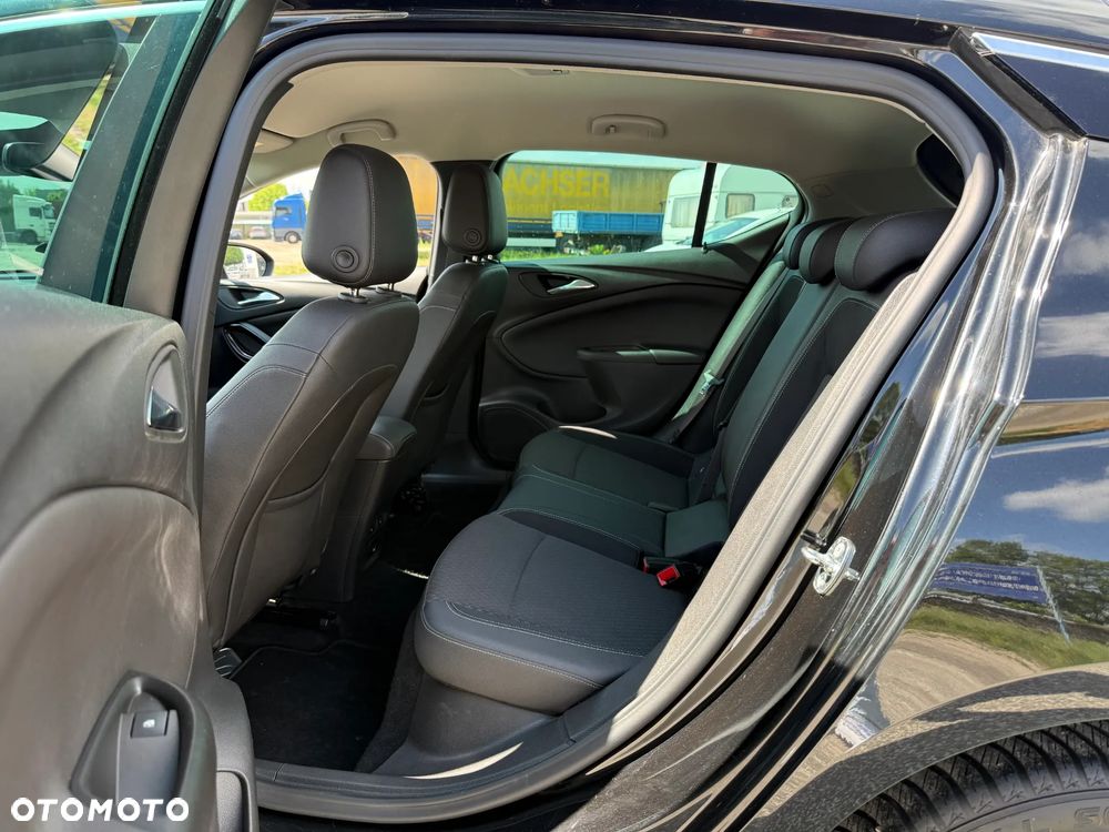 Opel Astra 1.4 Turbo Start/Stop Dynamic - 5