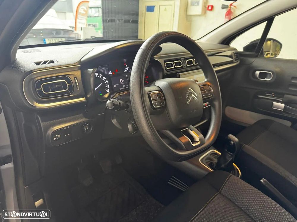 Citroën C3 1.2 PureTech Shine - 25