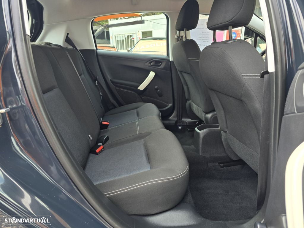 Peugeot 208 1.0 PureTech Access - 20