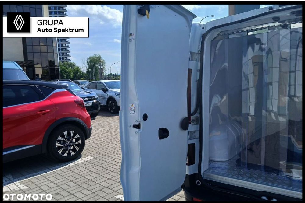Renault Trafic - 8