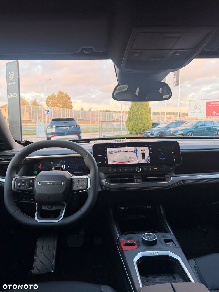 Jeep Compass - 18