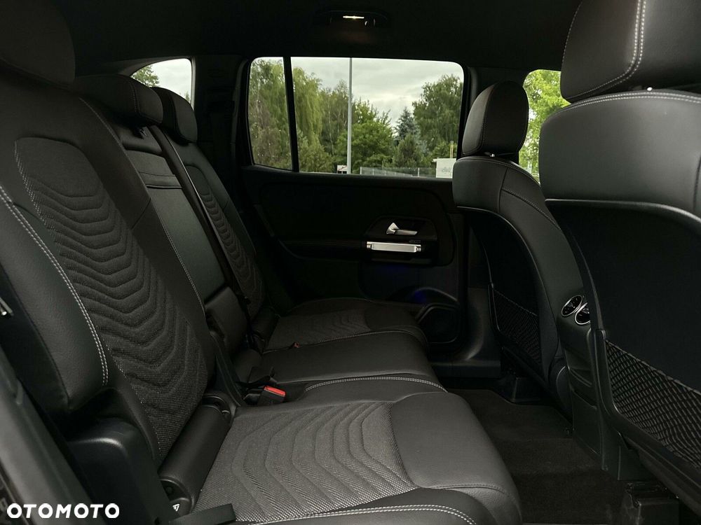 Mercedes-Benz GLB 200 Progressive 7G-DCT - 19
