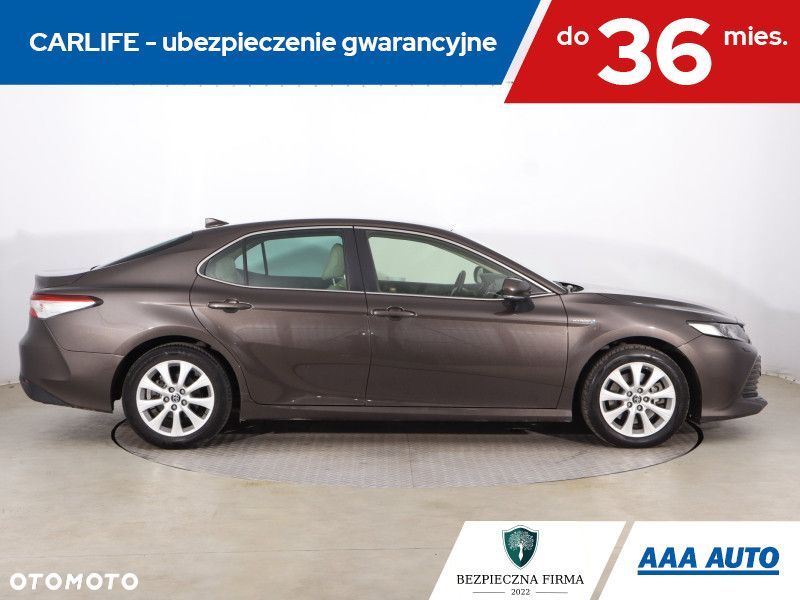 Toyota Camry - 8