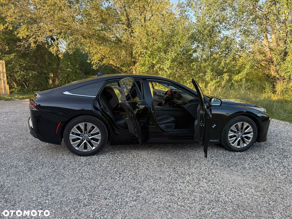 Toyota Mirai Executive - 6