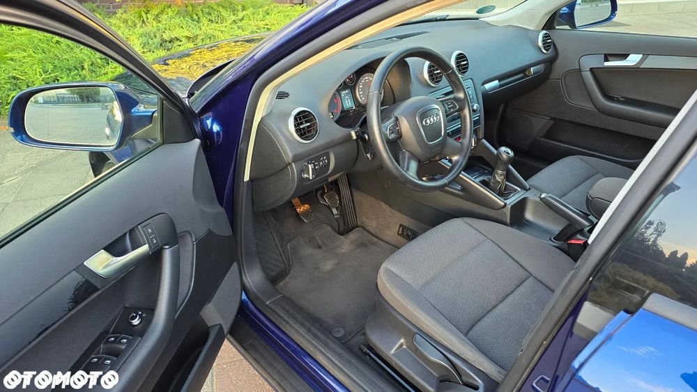 Audi A3 Sportback - 9