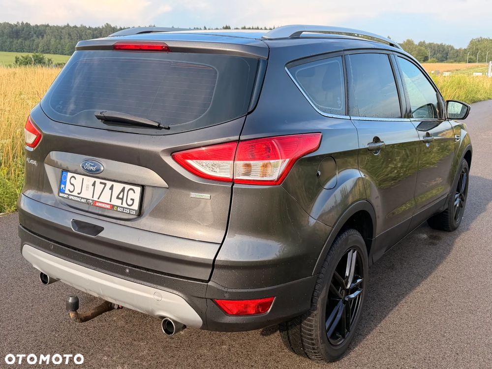 Ford Kuga 1.5 EcoBoost 2x4 Titanium - 17
