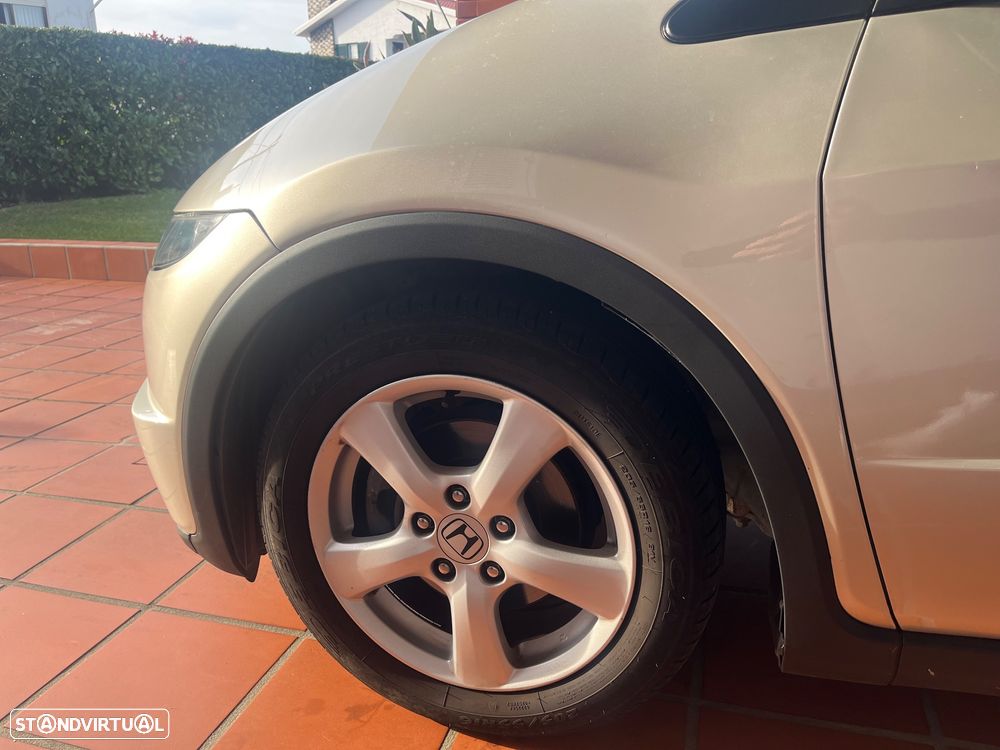 Honda Civic 1.4 Sport - 8