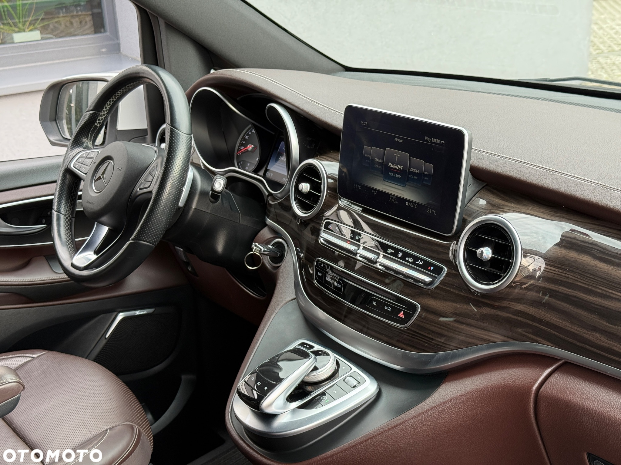 Mercedes-Benz Klasa V 250 (BlueTEC) d Avantgarde 7G-Tronic - 25