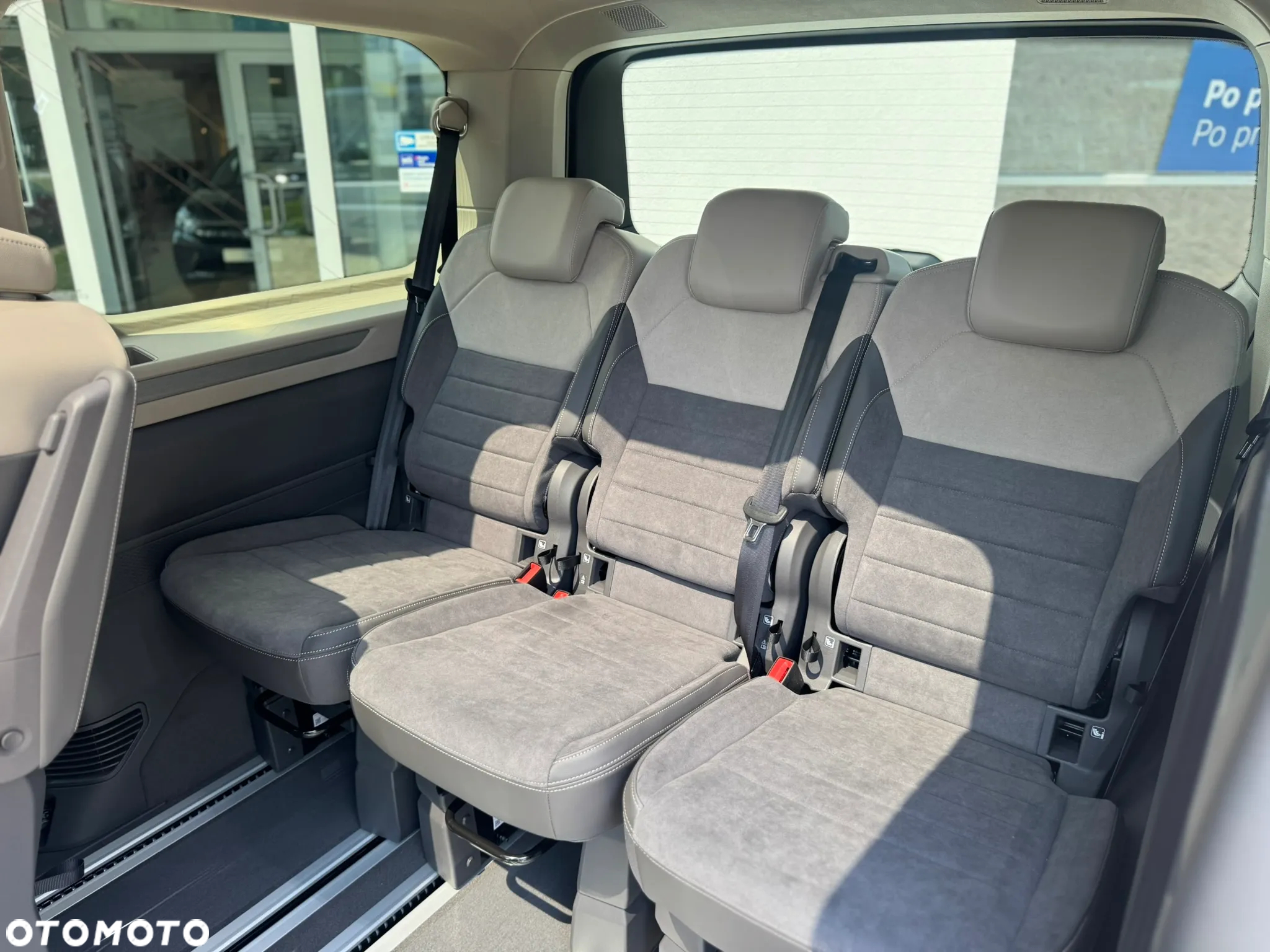 Volkswagen Multivan 2.0 TDI L2 Edition DSG - 24
