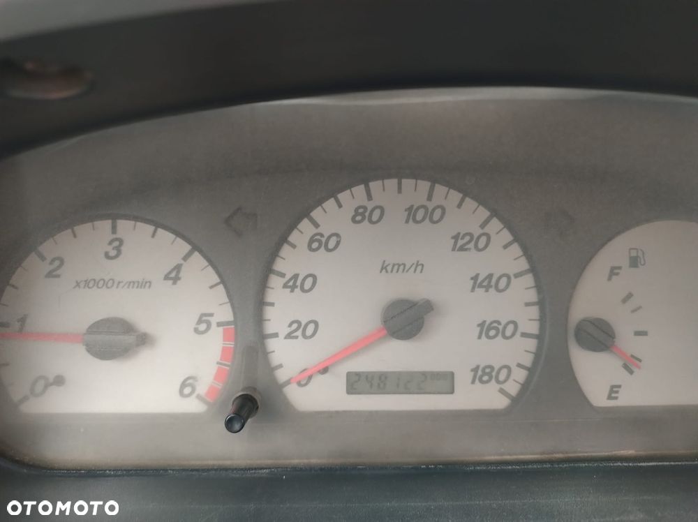 Mazda B2500 WYWROTKA - 10