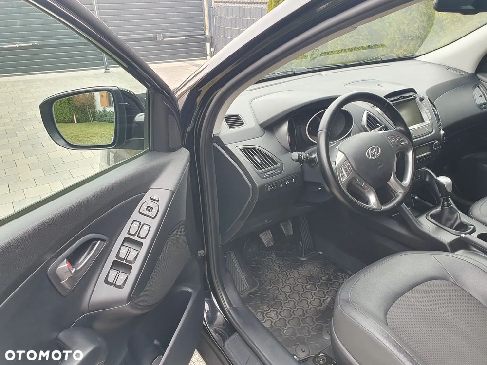 Hyundai ix35 1.6 2WD blue Style - 15