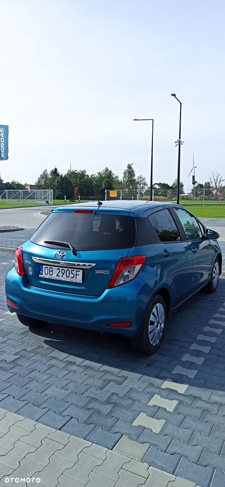 Toyota Yaris 1.33 Premium - 3