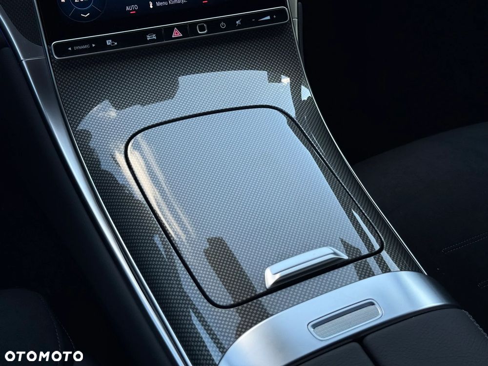 Mercedes-Benz GLC - 30