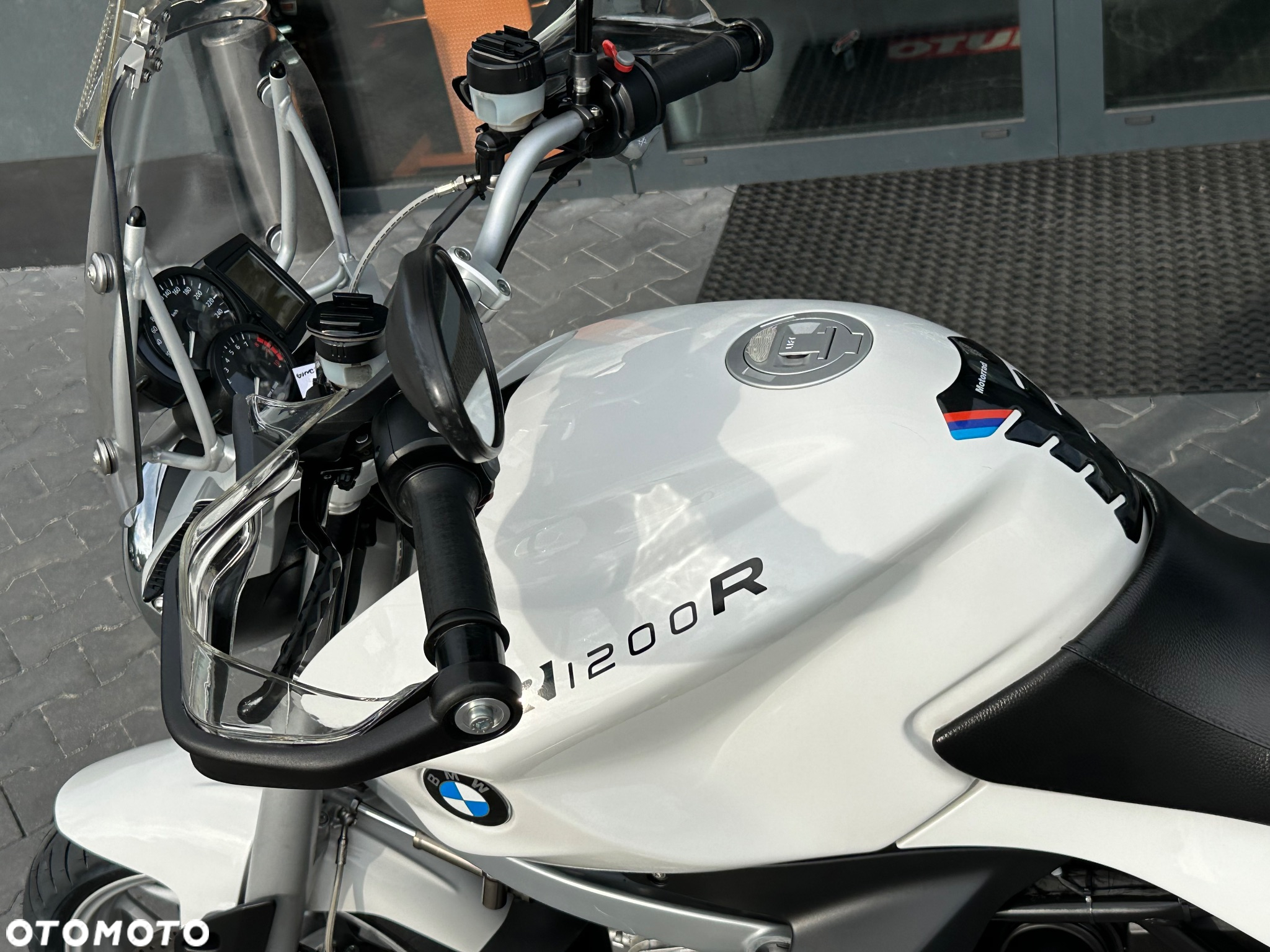 BMW R - 32
