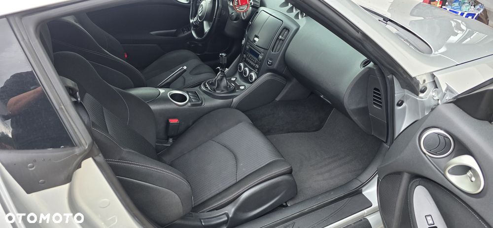 Nissan 370 Z 3.7 V6 Premium EU6 - 15