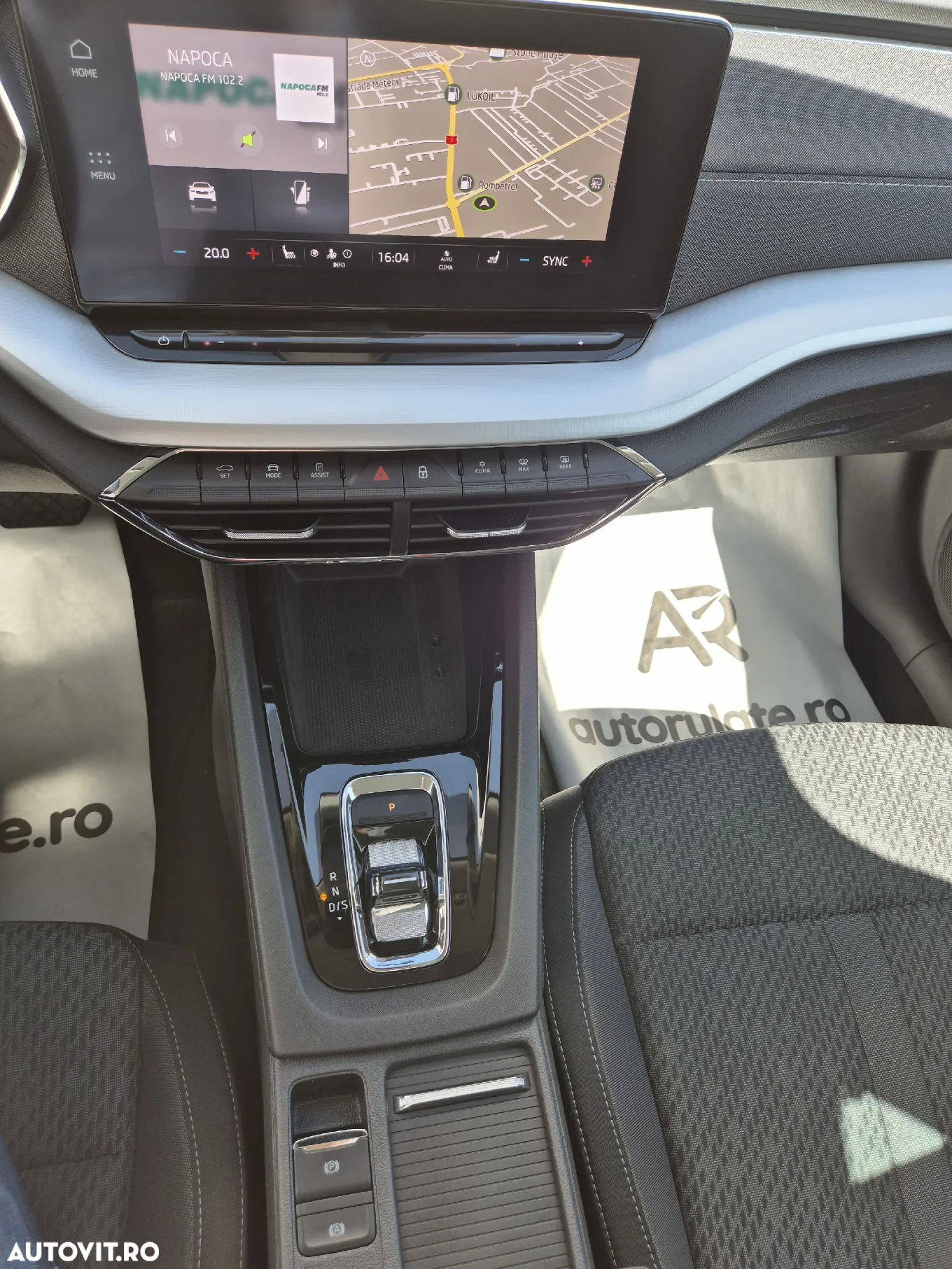 Skoda Octavia Combi 2.0 TDI DSG Style - 14