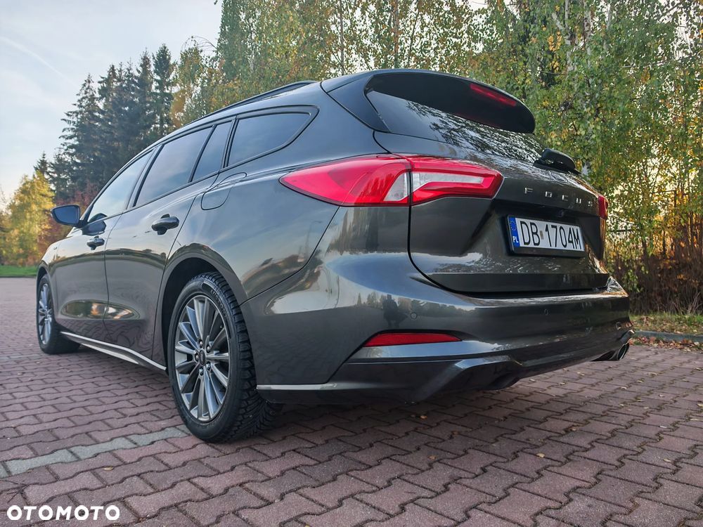 Ford Focus 1.5 EcoBlue Start-Stopp-System ST-LINE X - 14