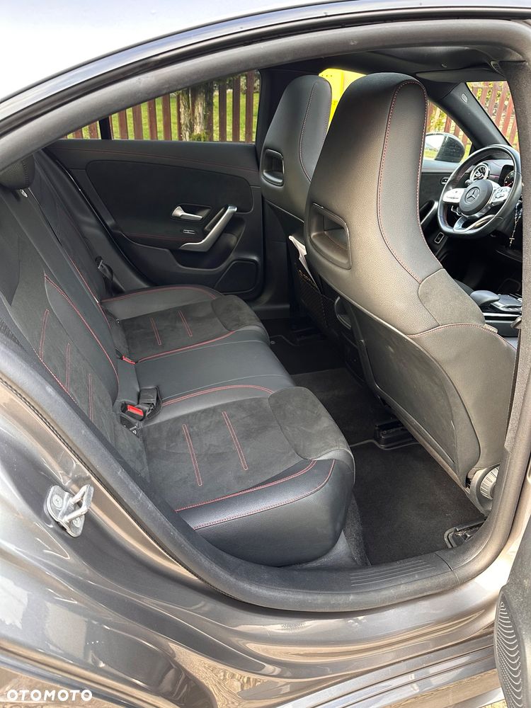 Mercedes-Benz CLA 200 d AMG Line 8G-DCT - 9