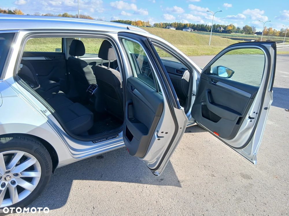 Skoda Superb 2.0 TDI SCR Style DSG - 12