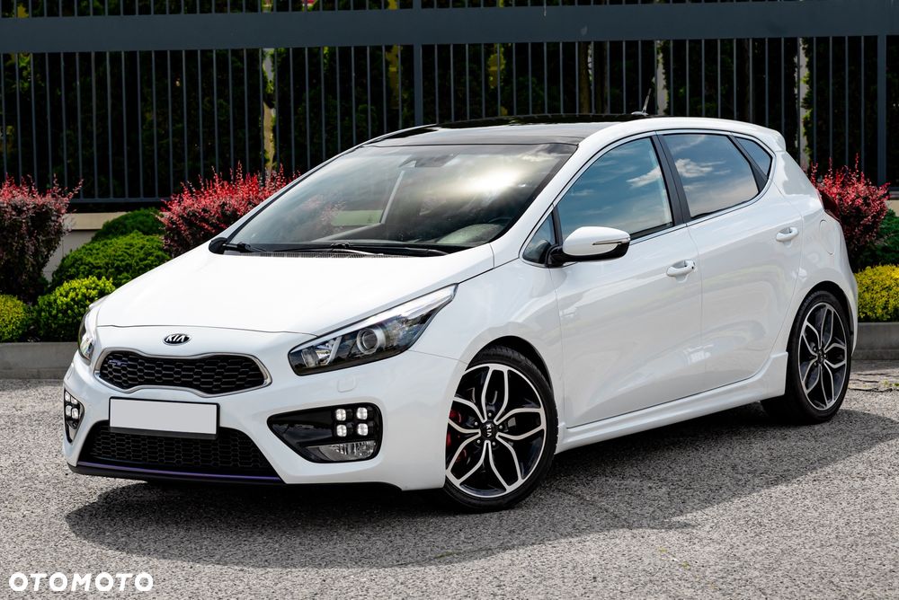 Kia Ceed 1.6 T-GDI GT - 6
