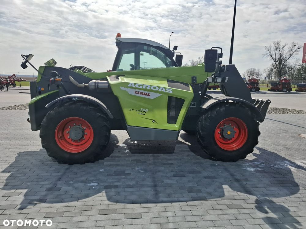 Claas SCORPION 746 VP Stage IV - 6