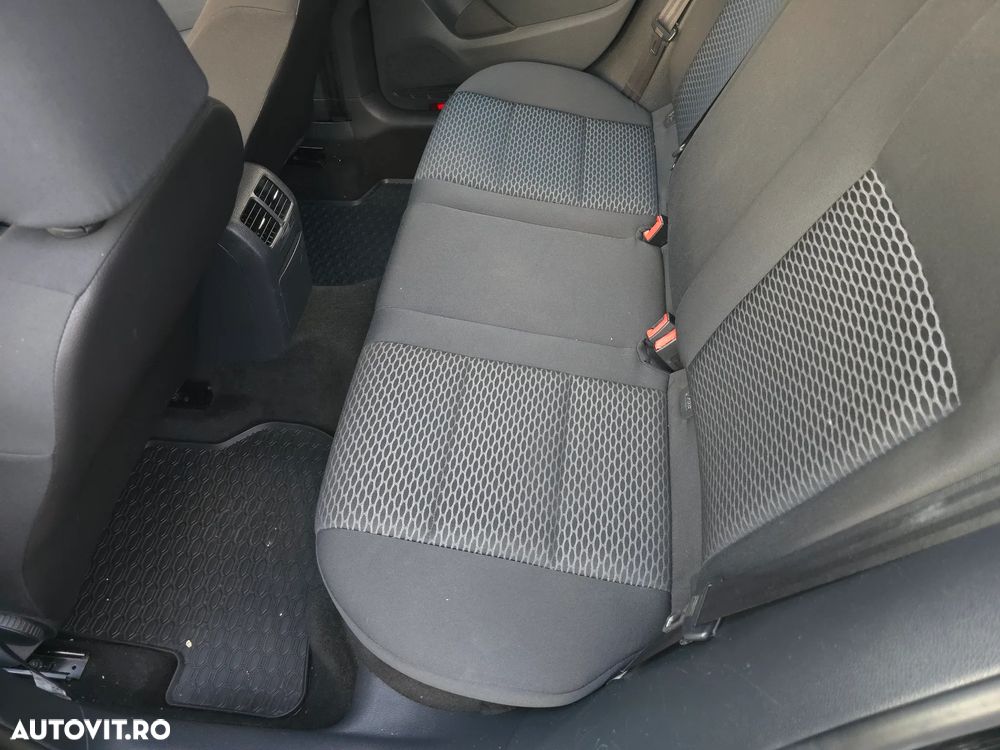 Volkswagen Golf 1.4 Comfortline - 9