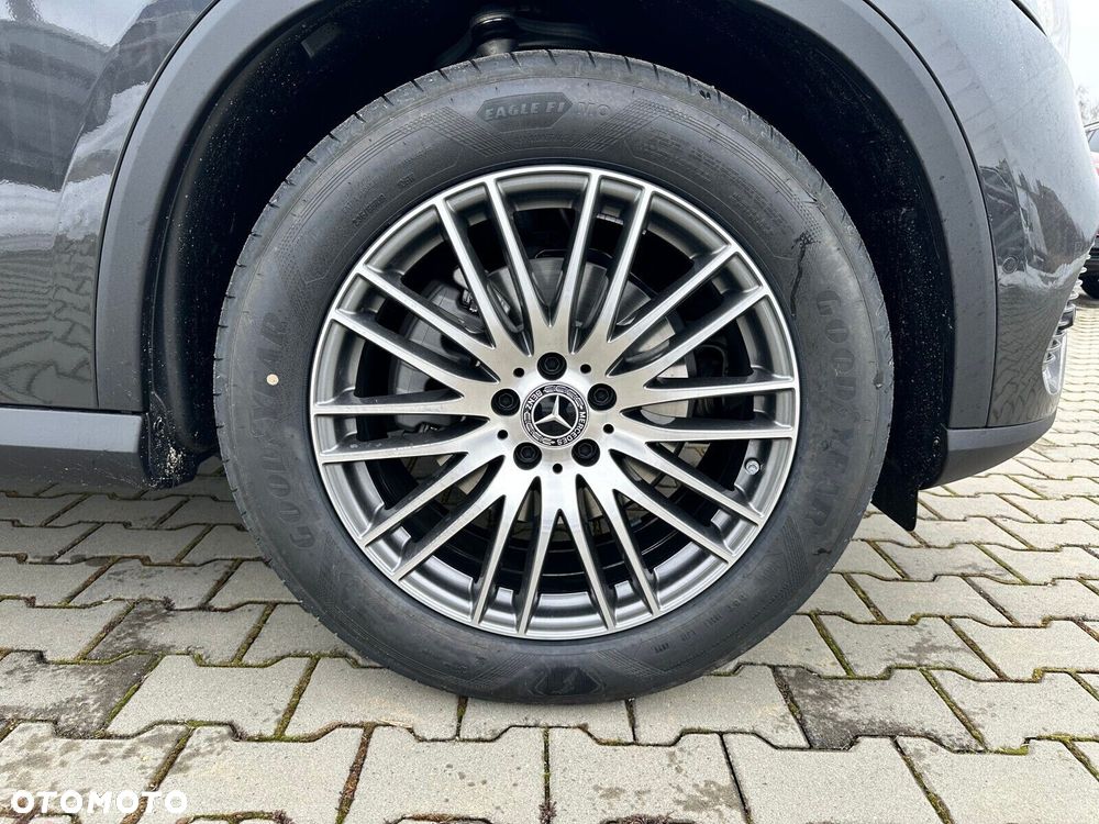 Mercedes-Benz GLC - 20