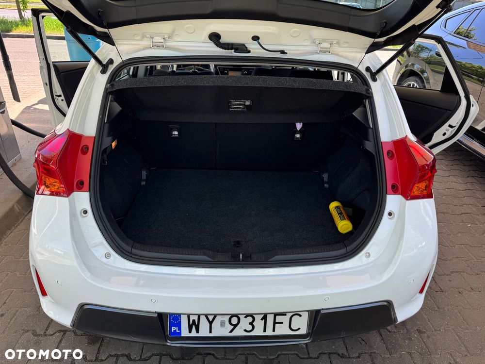 Toyota Auris - 30