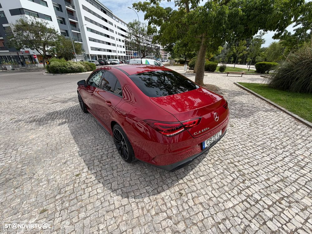 Mercedes-Benz CLA 250 e 8G-DCT AMG Line - 8