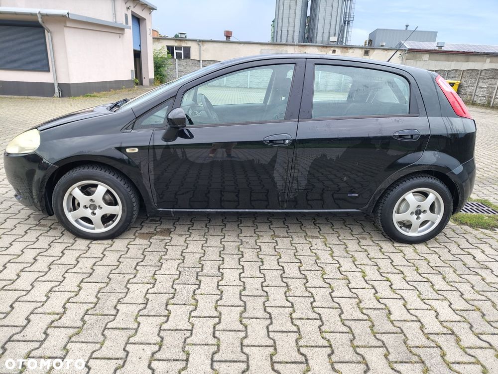 Fiat Grande Punto - 5