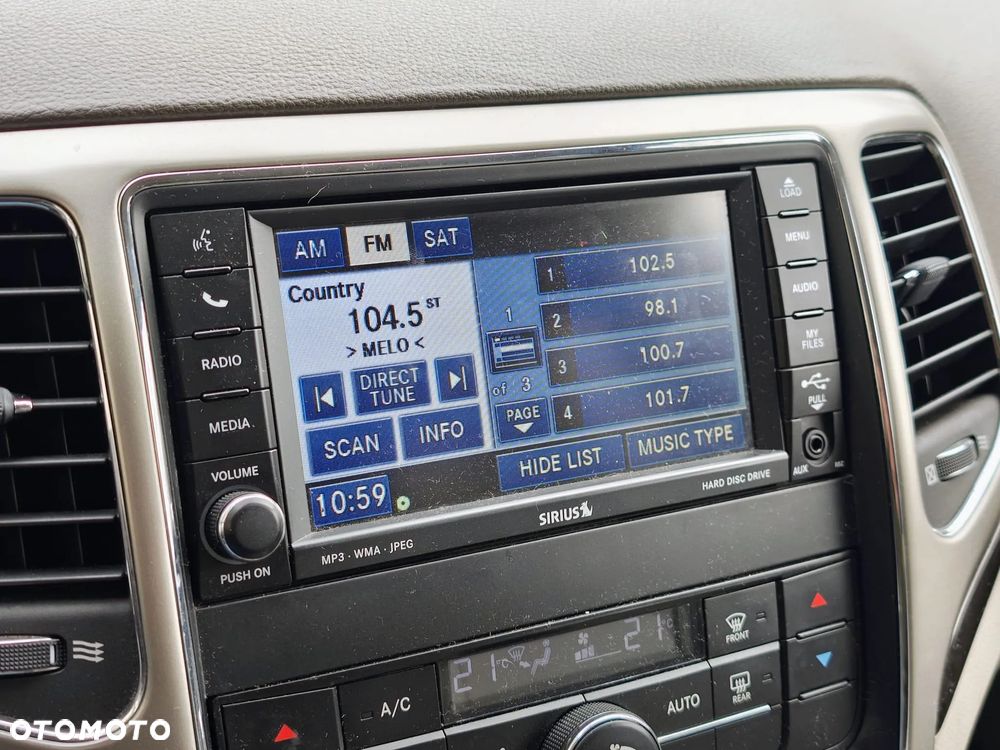 Jeep Grand Cherokee - 15