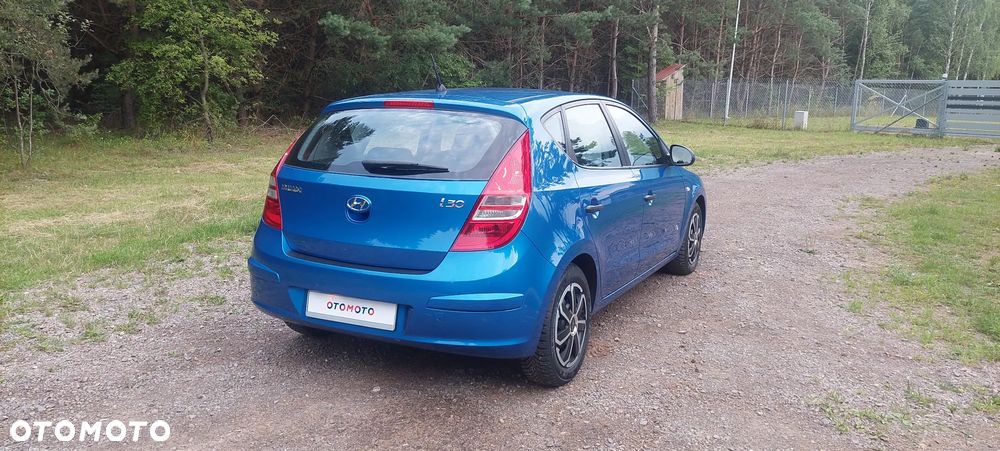 Hyundai i30 1.4 Blue Comfort - 24