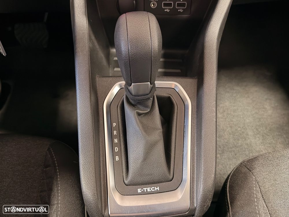 Renault Clio 1.6 E-Tech Edition One - 31