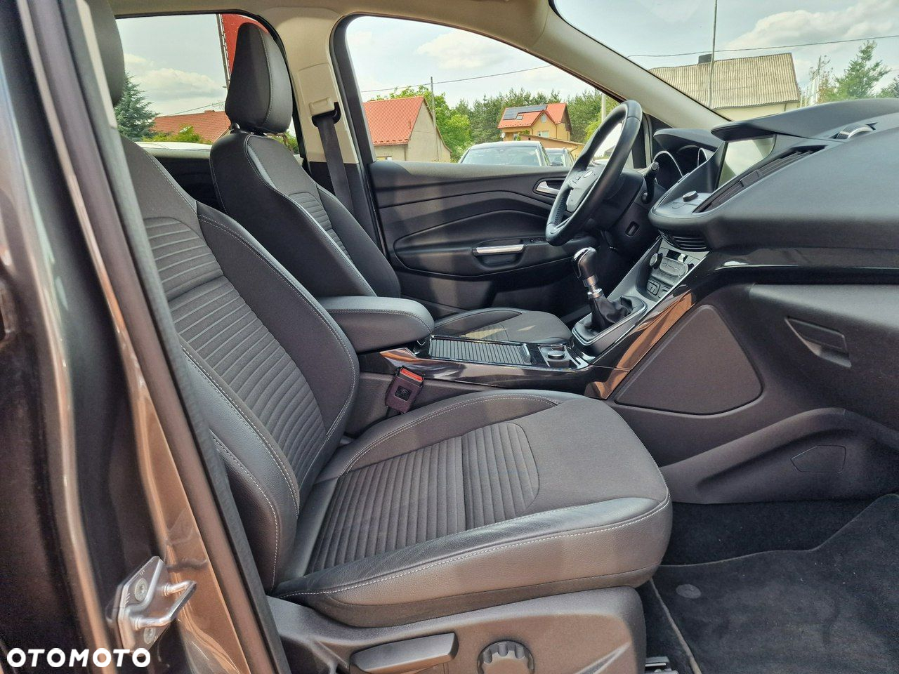 Ford Kuga 1.5 EcoBoost 2x4 Titanium - 21