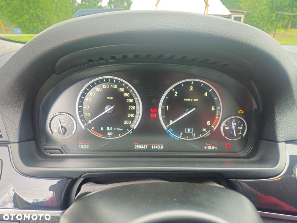BMW Seria 5 525d xDrive - 18
