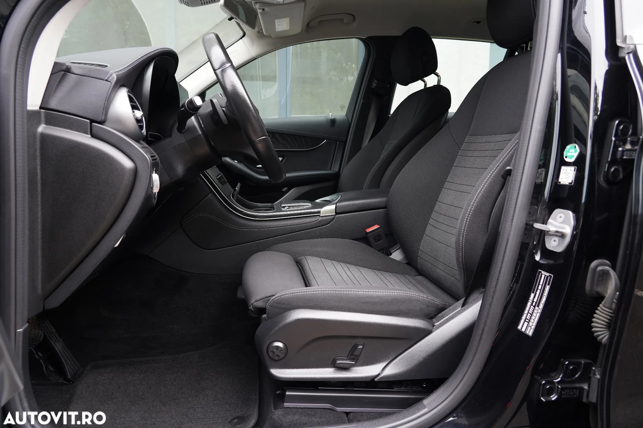 Mercedes-Benz GLC 220 d 4Matic 9G-TRONIC Avantgarde Advanced - 7