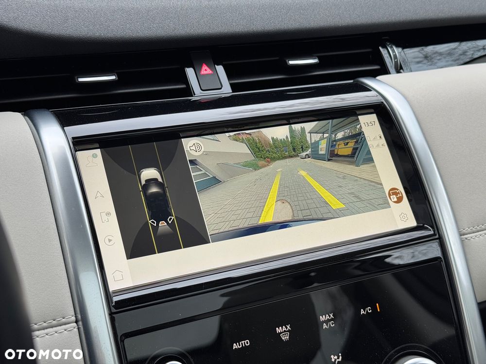 Land Rover Discovery Sport - 29